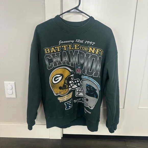 Abercrombie Green Bay Packers Vintage Inspired Sweatshirt
